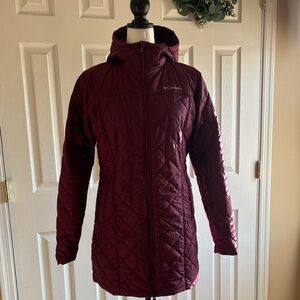 Columbia Women's Hooded Quilted Jacket - Burgundy